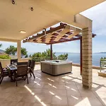 Paradise View *