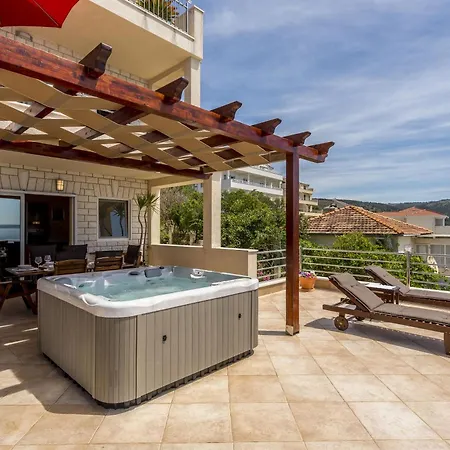 Paradise View Lejlighed